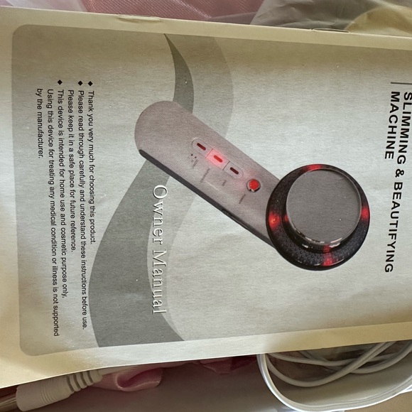 3 in 1 beauty machine. Never used and in original box. - Picture 2 of 7